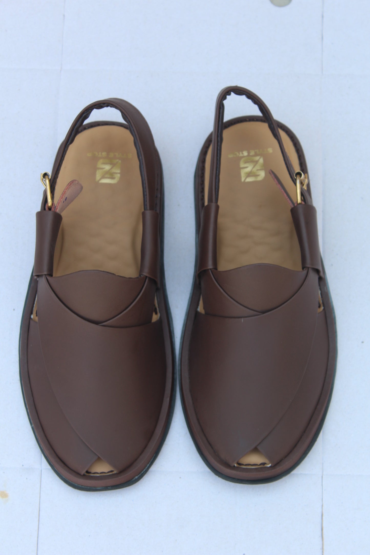 GOGO Round Classic Matte Brown