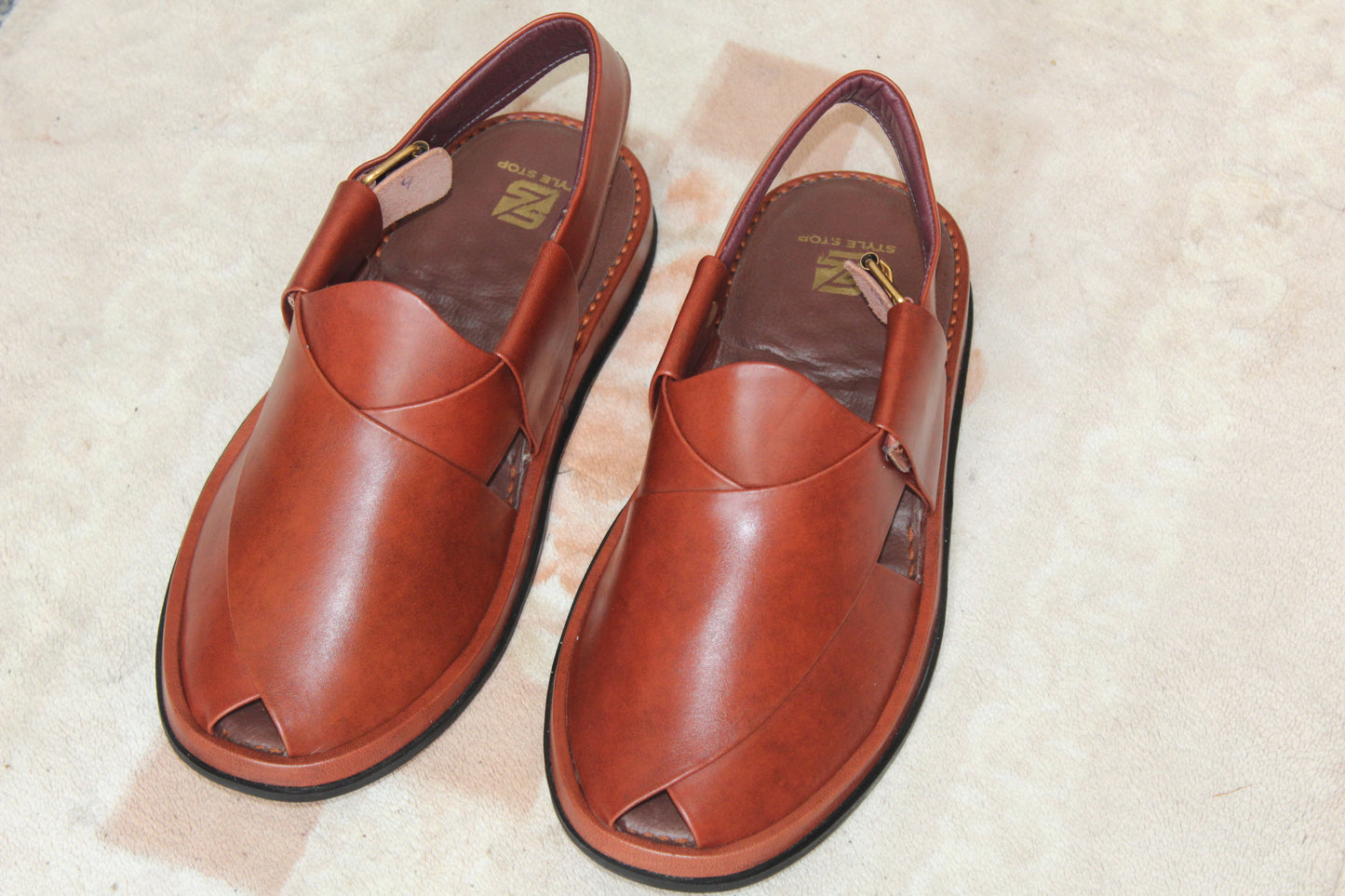 Gogo Round Classic Burgundy