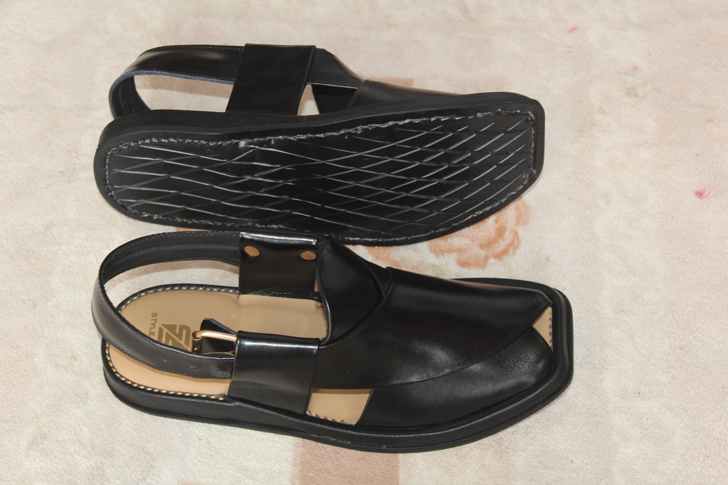 Peshawar Royale – Jet Black